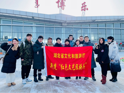 荊楚“紅色文藝輕騎兵”迎新春進基層 文化暖流滋潤千萬家